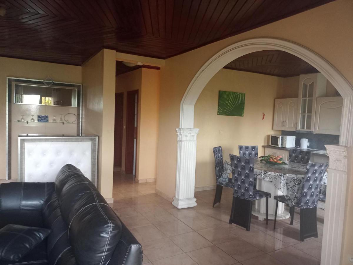 Residence Hoteliere Borel Denver Douala Bagian luar foto