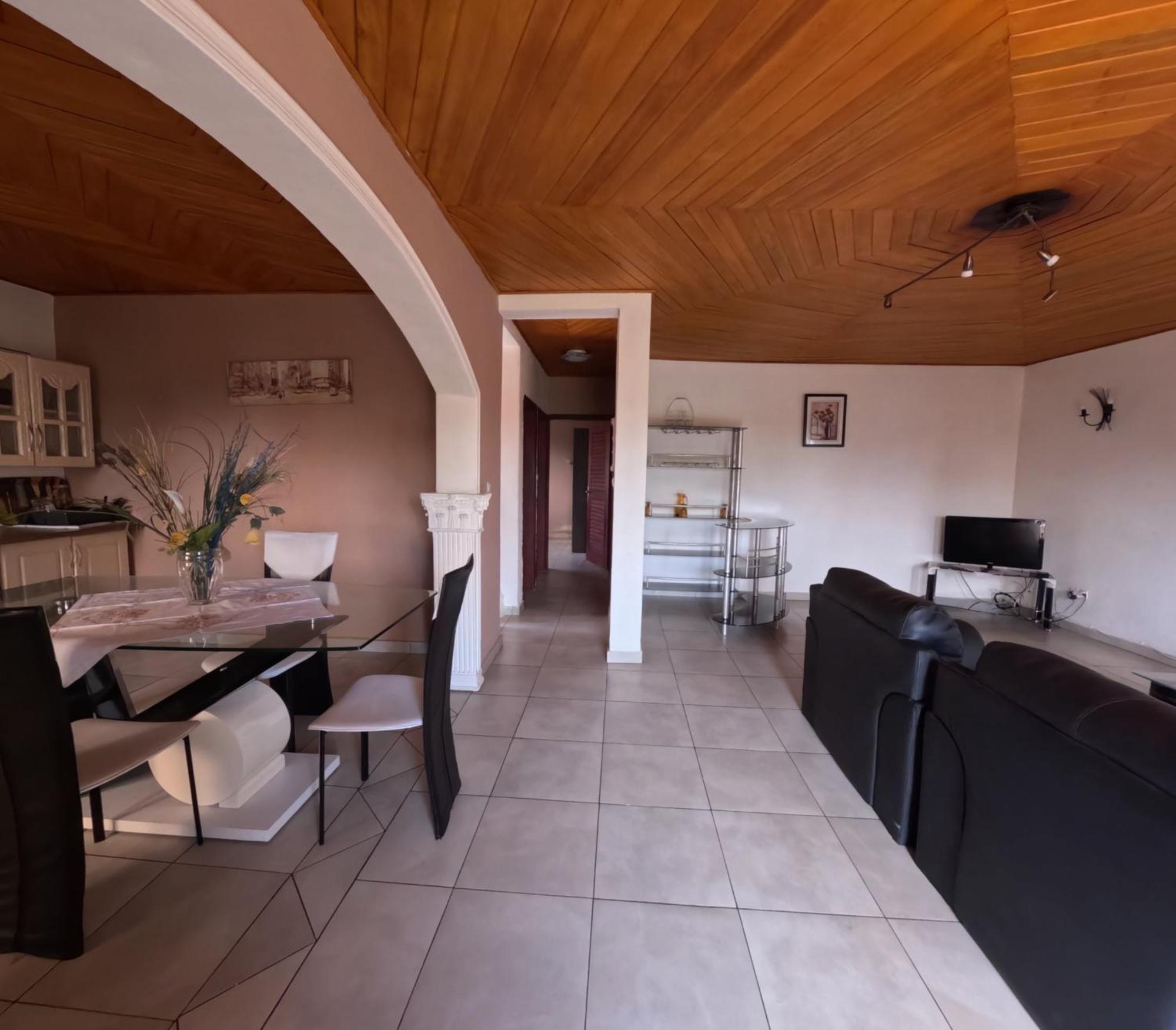 Residence Hoteliere Borel Denver Douala Bagian luar foto