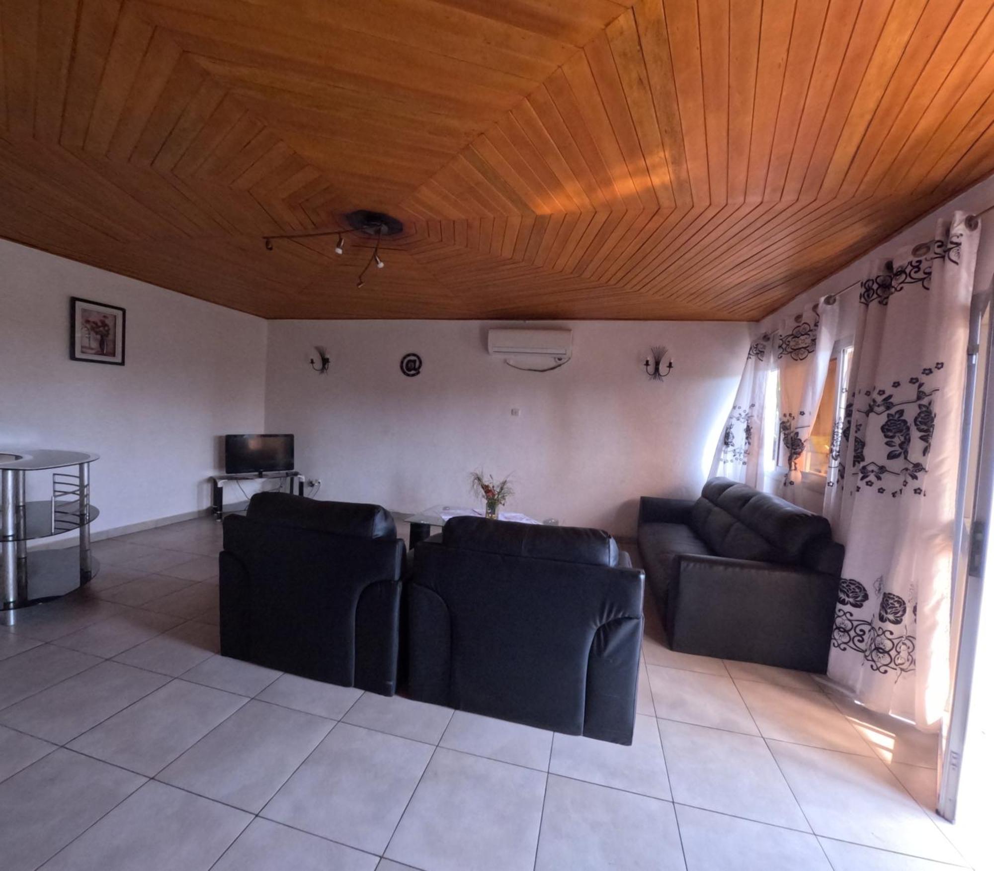 Residence Hoteliere Borel Denver Douala Bagian luar foto